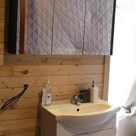 Casa de Férias Dome House With Free Sauna By The River