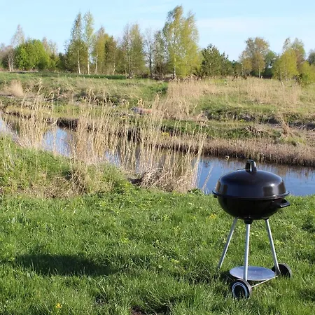 Dome House With Free Sauna By The River Casa de Férias *